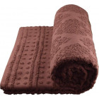 Коричневый