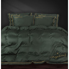 Темно-зелений