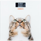 Белый с коричневым